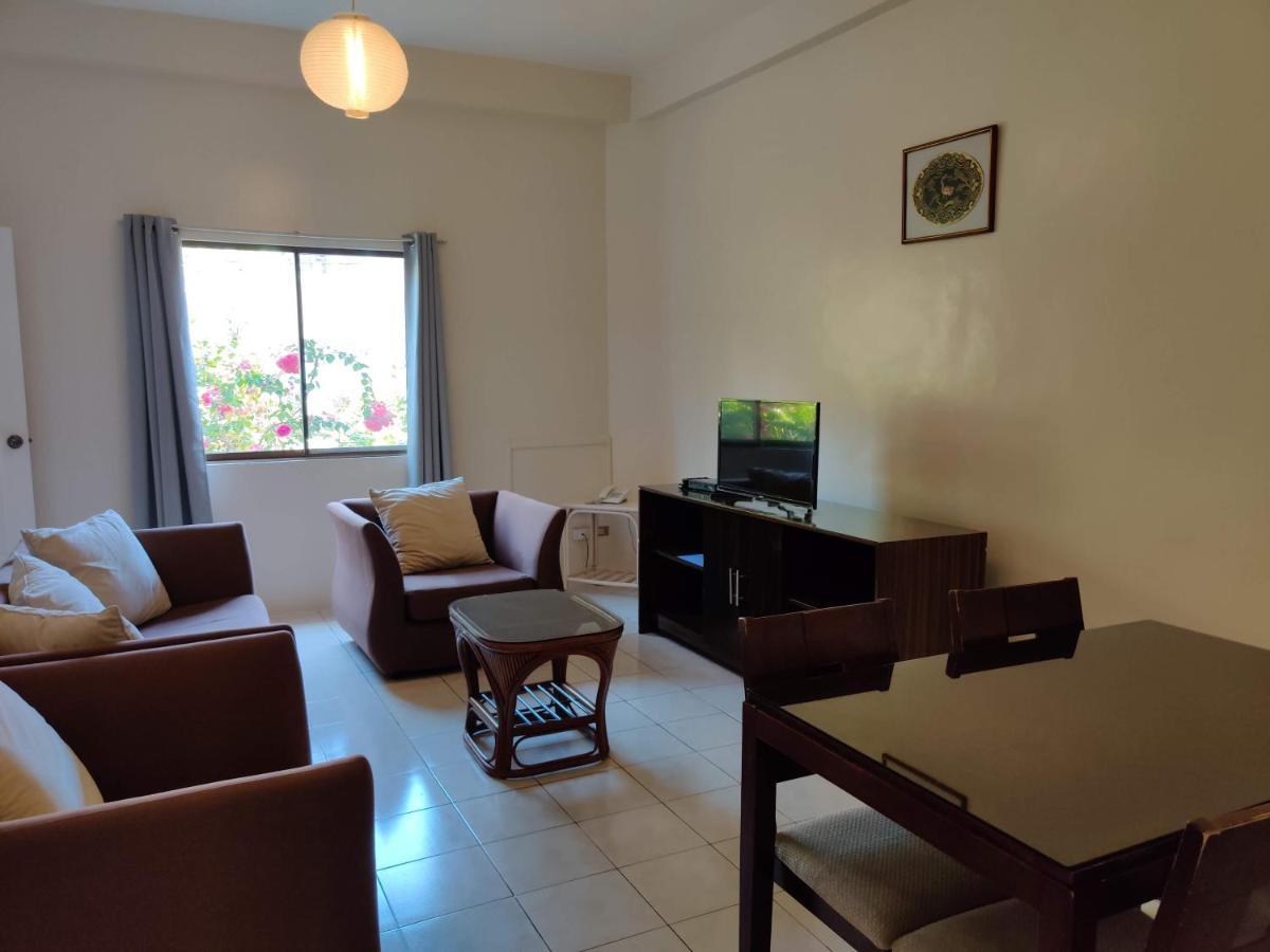 Red Knight Gardens Hotel Davao City Eksteriør billede