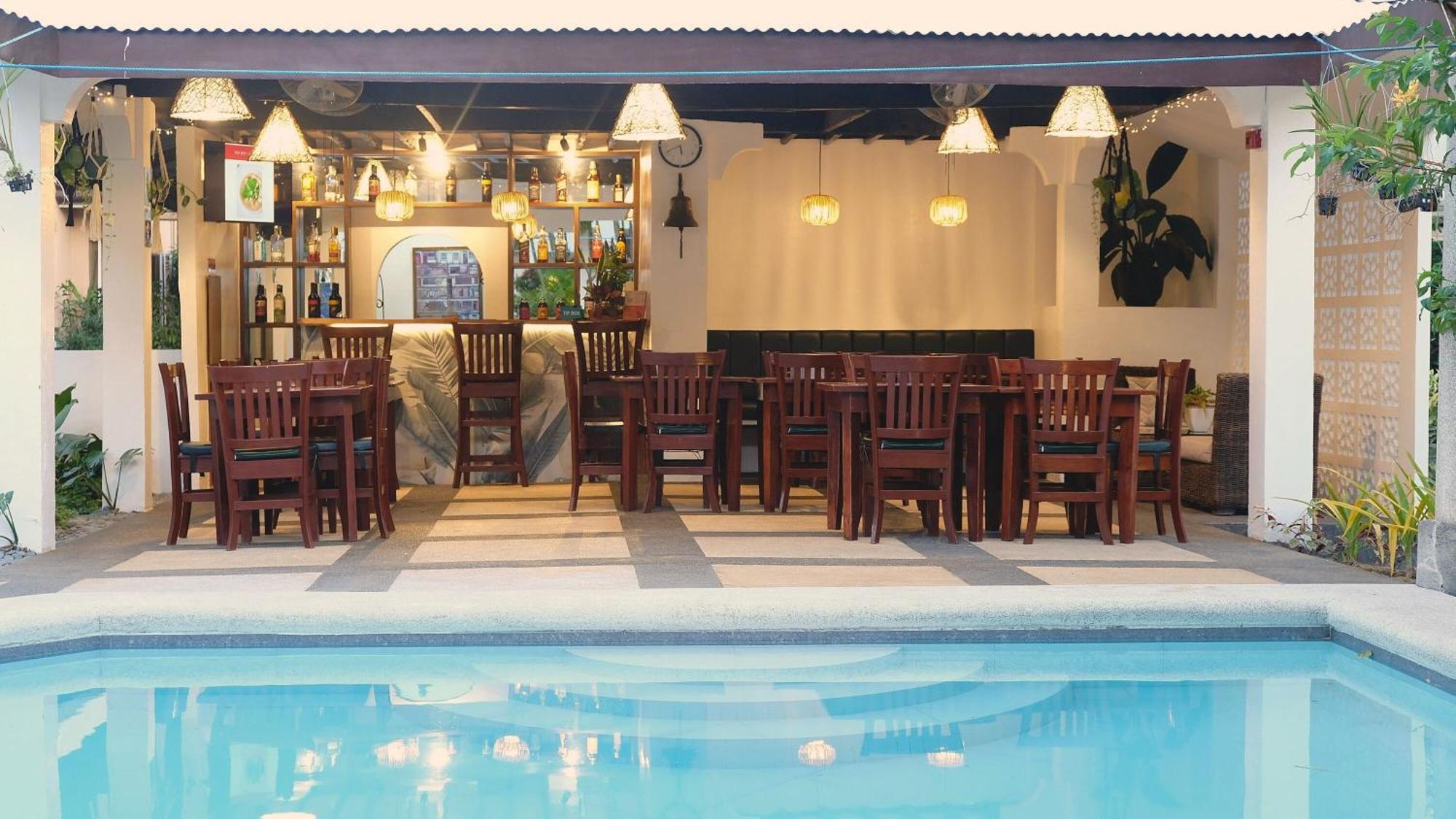 Red Knight Gardens Hotel Davao City Eksteriør billede