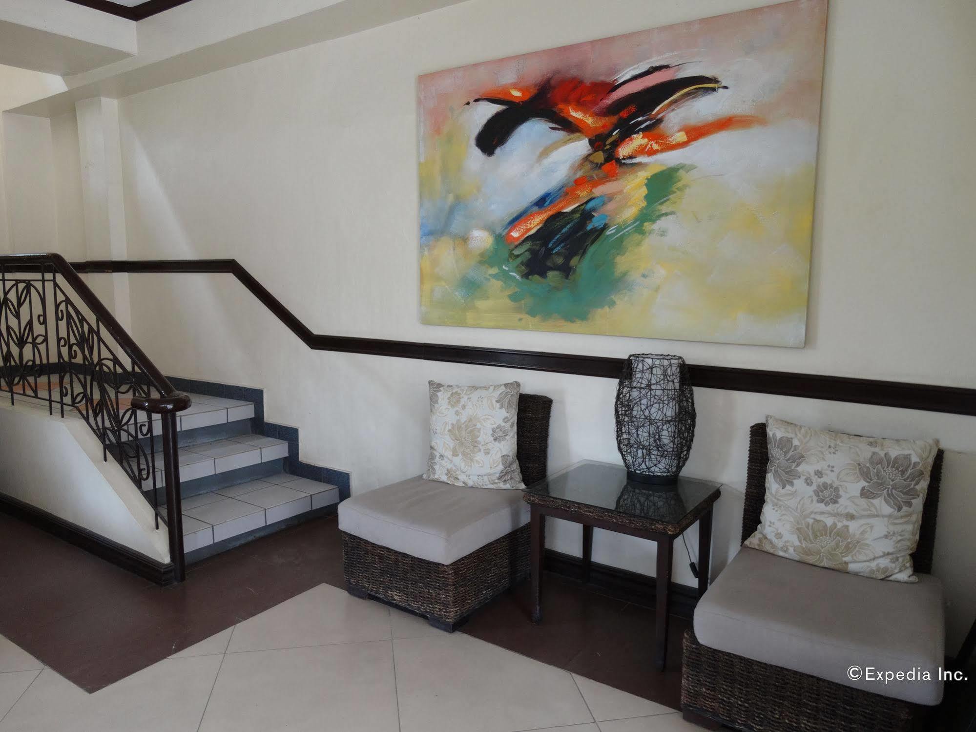 Red Knight Gardens Hotel Davao City Eksteriør billede